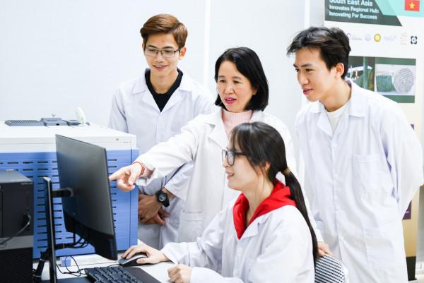 Phát triển công nghệ lõi: Bài toán lớn cho các trường đại học