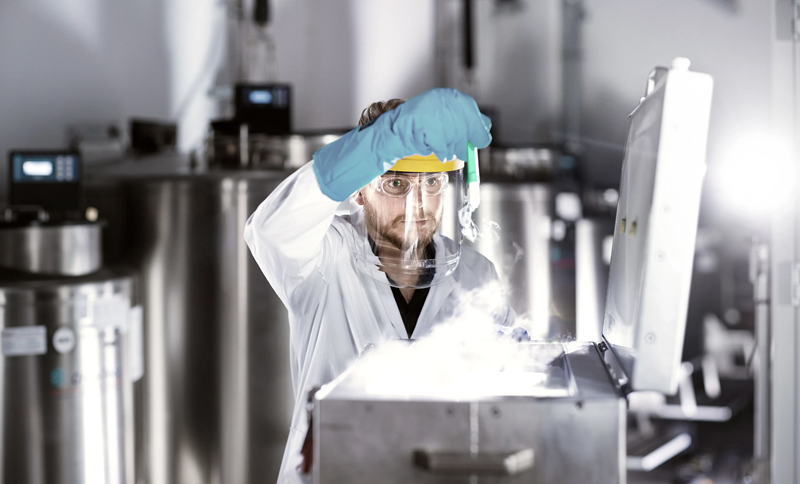 Dược phẩm 4.0: AI định hình tương lai ngành dược?