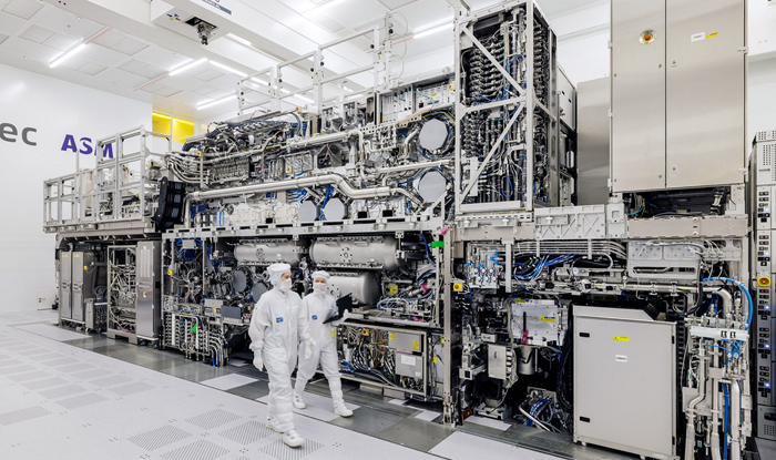 Tầm quan trọng của ASML đối với ngành bán dẫn toàn cầu