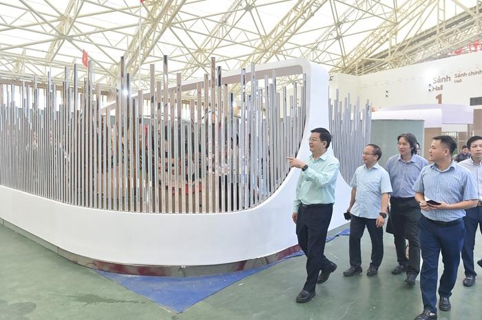 Tăng tốc hoàn thiện các hạng mục thi công gian trưng bày Triển lãm thành tựu 80 năm Quốc khánh