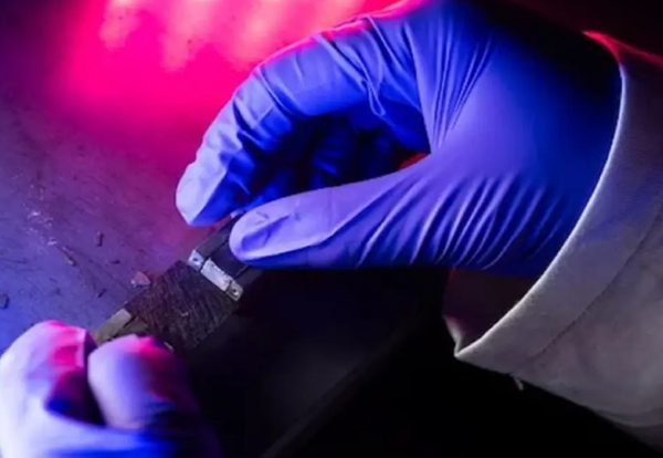 Công nghệ gia nhiệt siêu nhanh giúp thu hồi đất hiếm từ rác thải điện tử