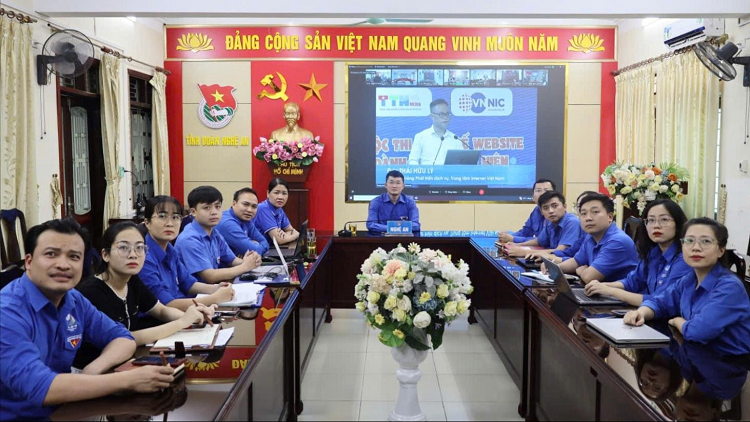 Ra mắt ứng dụng trợ lý trí tuệ nhân tạo “AI của Đoàn”